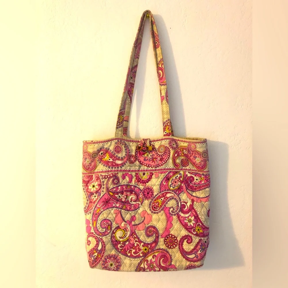 Vera Bradley large tote - Picture 1 of 5